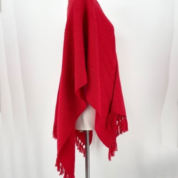 Handwoven Fringed Wool Poncho Red Churchill Artisan Made Shawl Wrap - Christmas - Picture 7 of 8